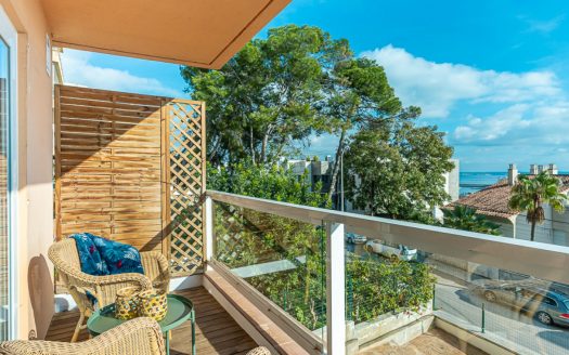 Ref 1854; Renovated sea view apartment with terrace in Palma Bonanova for sale