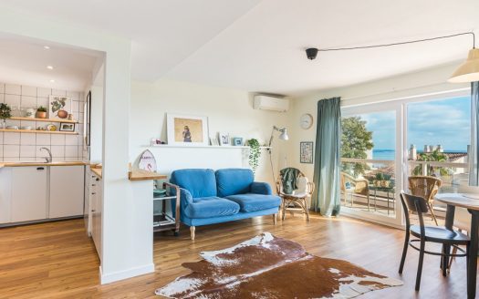 Ref 1854; Renovated sea view apartment with terrace in Palma Bonanova for sale