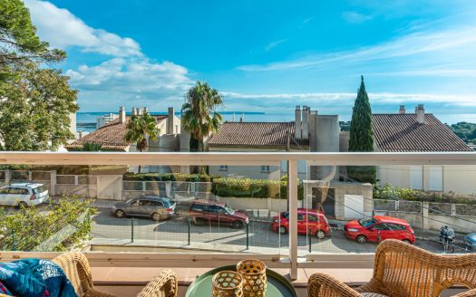 Ref 1854; Renovated sea view apartment with terrace in Palma Bonanova for sale