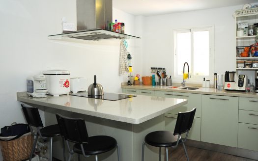 Ref 1882; Groundfloor apartment with nice courtyard in Genova for sale