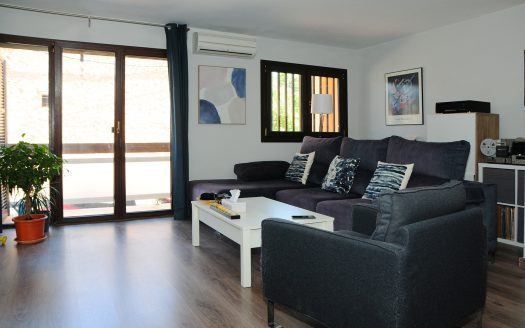 Ref 1882; Groundfloor apartment with nice courtyard in Genova for sale