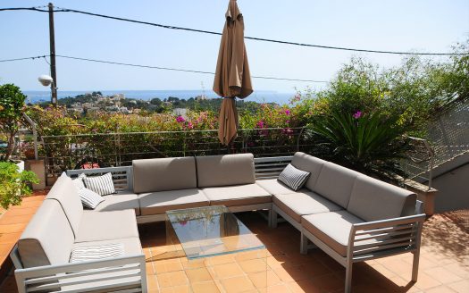 Ref 1416; Fantastic townhouse with sea views for sale in Genova