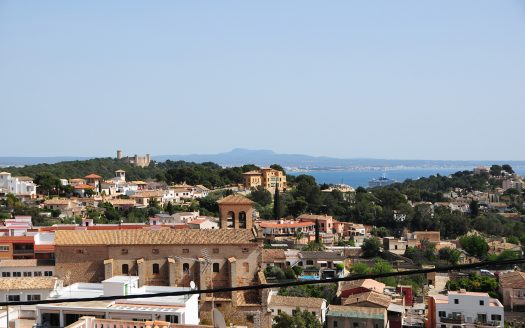 Ref 1416; Fantastic townhouse with sea views for sale in Genova